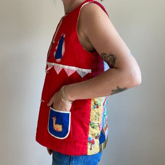 Vintage Handmade 1950s Quilted Animal Scene Folk Cottagecore Vest Sz M - Picture 6 of 10